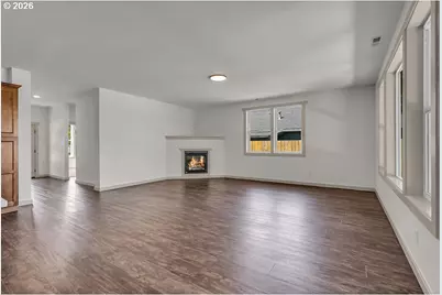 1025 Church St, Woodburn, OR 97071 - Photo 16