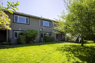 13725 NE Fremont Ct, Portland, OR 97230 - Photo 38