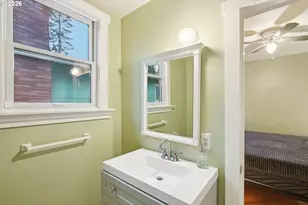 7624 SE Morrison St, Portland, OR 97215 - Photo 30