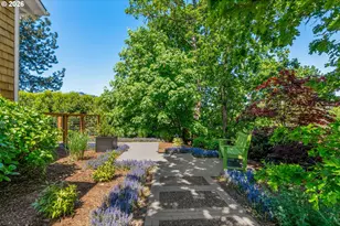 912 Elan Dr, Hood River, OR 97031 - Photo 40