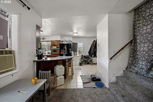 402 N D St, Lowell, OR 97452 - Photo 18