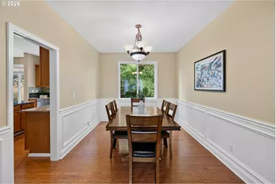 1264 NE Estelle Ct, Hillsboro, OR 97124 - Photo 6