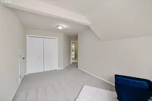 1264 NE Estelle Ct, Hillsboro, OR 97124 - Photo 22