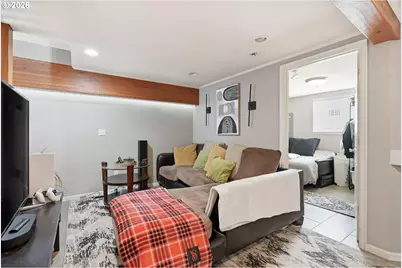 21 NE Bryant St, Portland, OR 97211 - Photo 26
