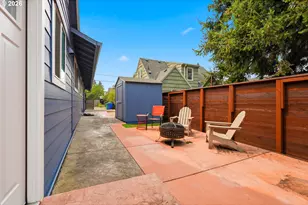 21 NE Bryant St, Portland, OR 97211 - Photo 34