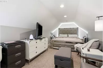 21 NE Bryant St, Portland, OR 97211 - Photo 32