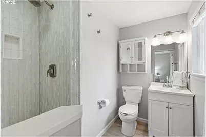 21 NE Bryant St, Portland, OR 97211 - Photo 16