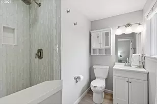 21 NE Bryant St, Portland, OR 97211 - Photo 16