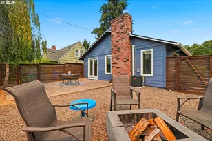 21 NE Bryant St, Portland, OR 97211 - Photo 24