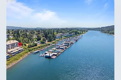 318 SE Spokane St #3, Portland, OR 97202 - Photo 2