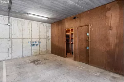 318 SE Spokane St #3, Portland, OR 97202 - Photo 46