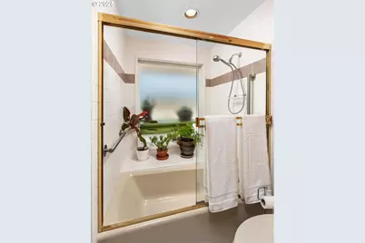 318 SE Spokane St #3, Portland, OR 97202 - Photo 36