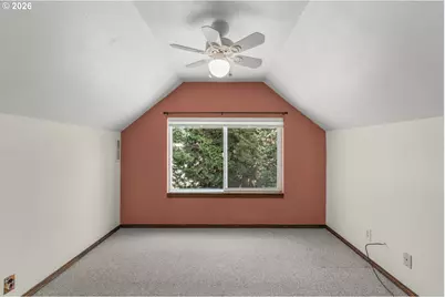 333 Holmes Ln, Oregon City, OR 97045 - Photo 16