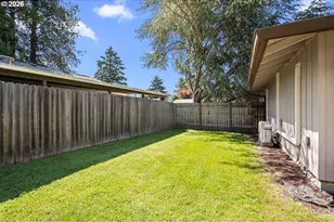 20025 SW York St, Beaverton, OR 97003 - Photo 16