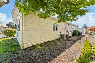 2511 SE River Rd, Hillsboro, OR 97123 - Photo 24