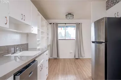 3660 NE Lombard St, Portland, OR 97211 - Photo 8