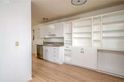 3660 NE Lombard St, Portland, OR 97211 - Photo 4