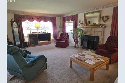 510 W 7th St, The Dalles, OR 97058 - Photo 8