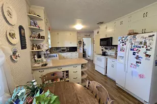510 W 7th St, The Dalles, OR 97058 - Photo 4