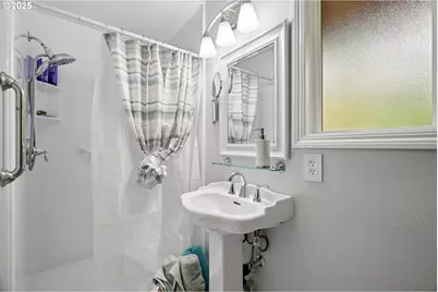 18805 NE Risto Rd, Battle Ground, WA 98604 - Photo 32