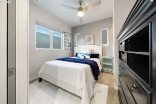 18525 NE Marine Dr, Portland, OR 97230 - Photo 24