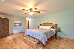 14722 Cedar Ln, Silverton, OR 97381 - Photo 16