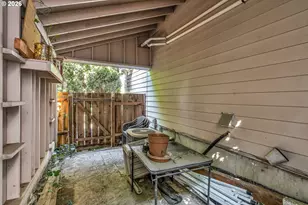 3502 SW Illinois St, Portland, OR 97221 - Photo 42