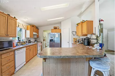 1003 Lord St, Kelso, WA 98626 - Photo 14