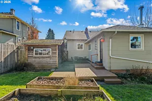 3805 SE Mall St, Portland, OR 97202 - Photo 22