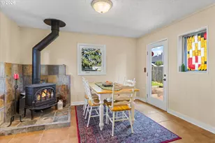 3805 SE Mall St, Portland, OR 97202 - Photo 10