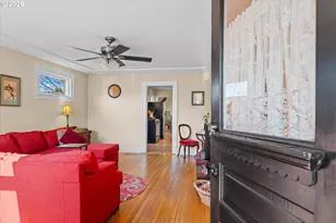 3805 SE Mall St, Portland, OR 97202 - Photo 4