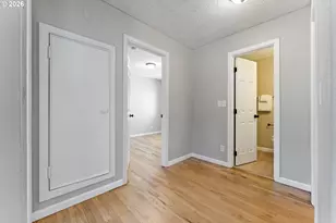 7915 N Exeter Ave, Portland, OR 97203 - Photo 22