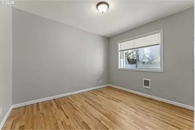 7915 N Exeter Ave, Portland, OR 97203 - Photo 18