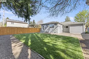 7915 N Exeter Ave, Portland, OR 97203 - Photo 30