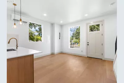 7694 N Montana Ave, Portland, OR 97217 - Photo 12