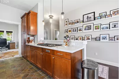 4243 NW Twilight Ter, Portland, OR 97229 - Photo 8