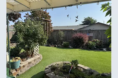 2268 9th St, Springfield, OR 97477 - Photo 24