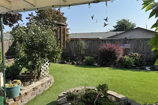 2268 9th St, Springfield, OR 97477 - Photo 24