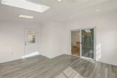 6371 SE 84th Ave, Portland, OR 97266 - Photo 12