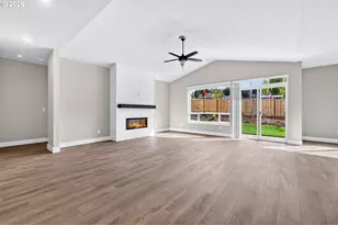 305 E Caribou Ct, La Center, WA 98629 - Photo 10
