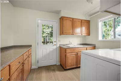 9305 NE 83rd Ave, Vancouver, WA 98662 - Photo 16