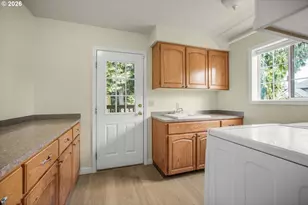 9305 NE 83rd Ave, Vancouver, WA 98662 - Photo 16