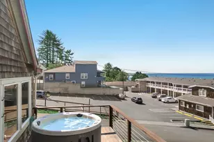 247 NE Williams Ave, Depoe Bay, OR 97341 - Photo 12