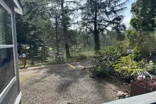 89510 Hwy 101, Florence, OR 97439 - Photo 14