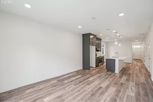 1731 NW 18th Wy, Battle Ground, WA 98604 - Photo 2