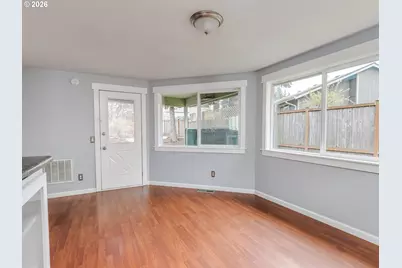 8530 SW Dakota Dr, Tualatin, OR 97062 - Photo 10