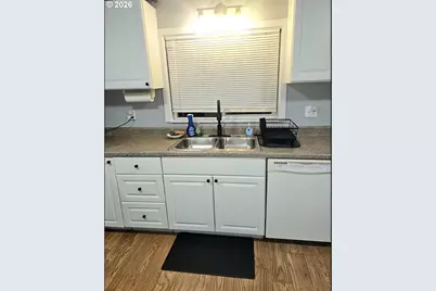 333 SE 165th Ave, Portland, OR 97233 - Photo 8