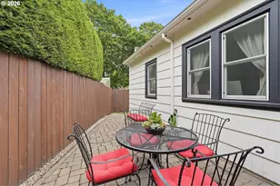 4135 NE Multnomah St, Portland, OR 97232 - Photo 44