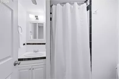 4135 NE Multnomah St, Portland, OR 97232 - Photo 38