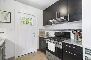 4135 NE Multnomah St, Portland, OR 97232 - Photo 18